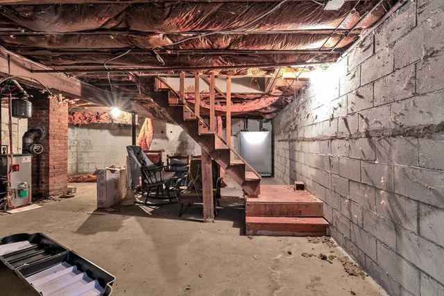 22 Alma Rd, Falmouth, MA 02540