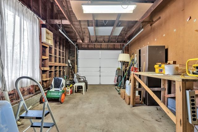 22 Alma Rd, Falmouth, MA 02540