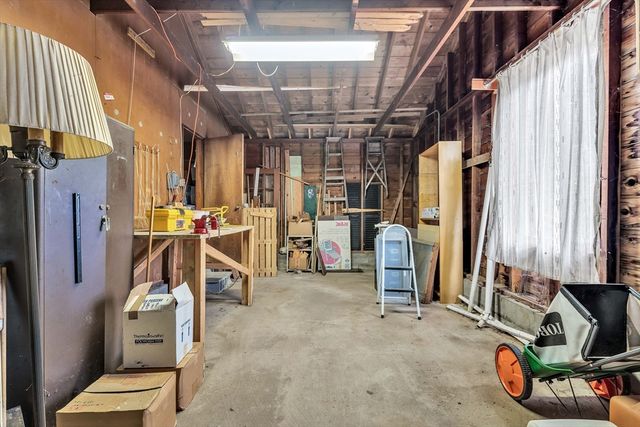 22 Alma Rd, Falmouth, MA 02540