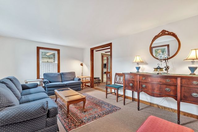 22 Alma Rd, Falmouth, MA 02540