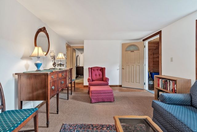 22 Alma Rd, Falmouth, MA 02540