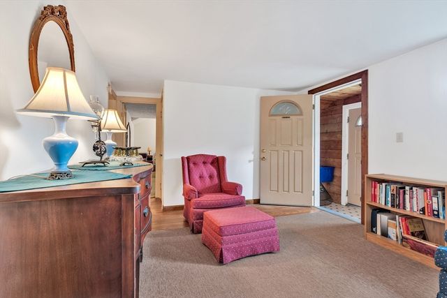 22 Alma Rd, Falmouth, MA 02540