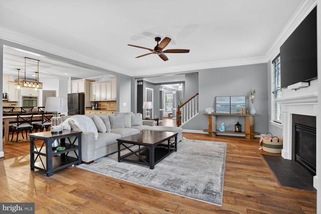 15703 WOODCHESTER CT, Leesburg, VA 20176