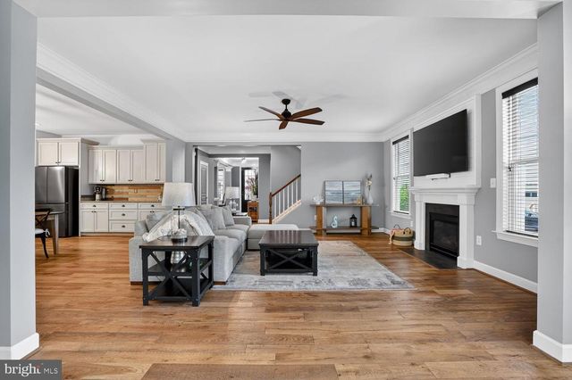 15703 WOODCHESTER CT, Leesburg, VA 20176