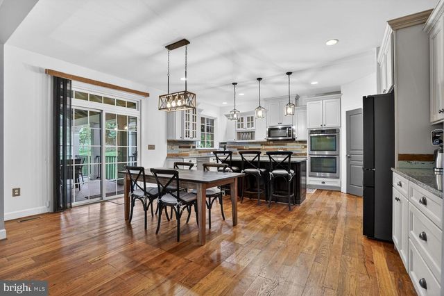 15703 WOODCHESTER CT, Leesburg, VA 20176