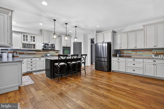 15703 WOODCHESTER CT, Leesburg, VA 20176