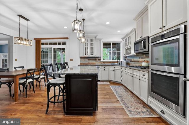 15703 WOODCHESTER CT, Leesburg, VA 20176