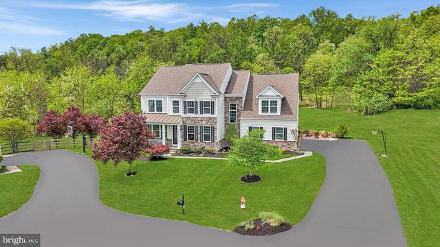 15703 WOODCHESTER CT, Leesburg, VA 20176