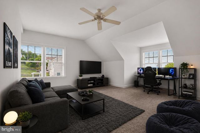 15703 WOODCHESTER CT, Leesburg, VA 20176