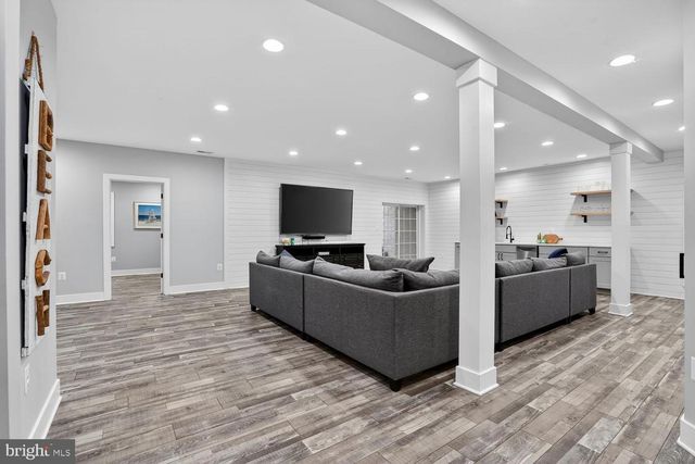 15703 WOODCHESTER CT, Leesburg, VA 20176