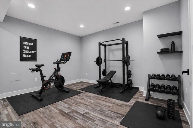 15703 WOODCHESTER CT, Leesburg, VA 20176