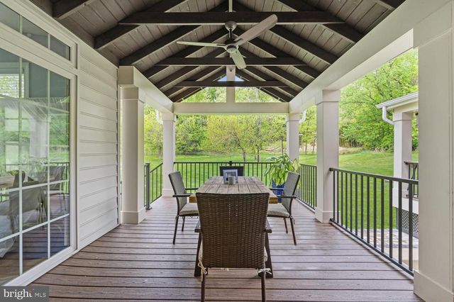 15703 WOODCHESTER CT, Leesburg, VA 20176