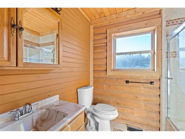 487 Laplata Dr, Livermore, CO 80536