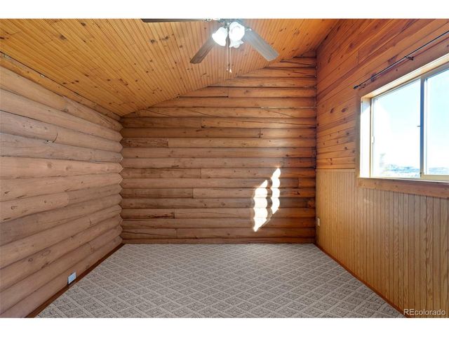 487 Laplata Dr, Livermore, CO 80536