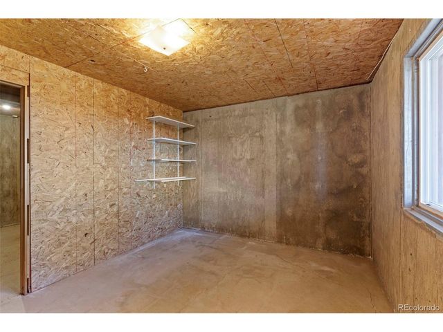 487 Laplata Dr, Livermore, CO 80536