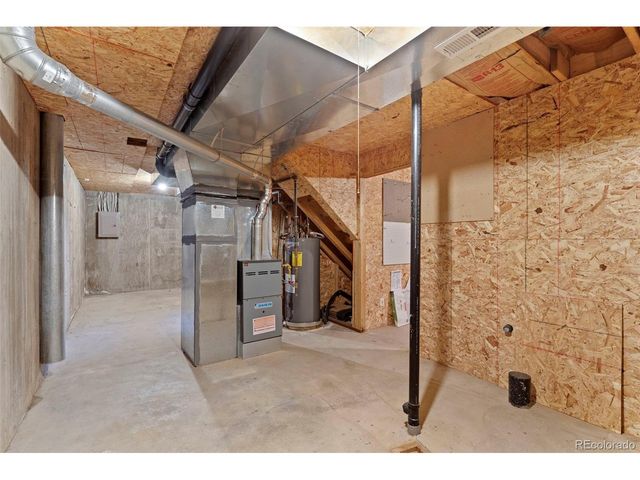 487 Laplata Dr, Livermore, CO 80536