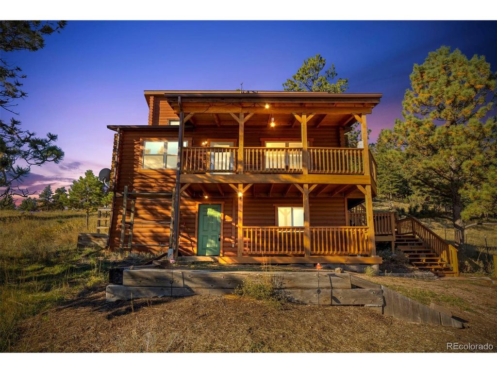 487 Laplata Dr, Livermore, CO 80536