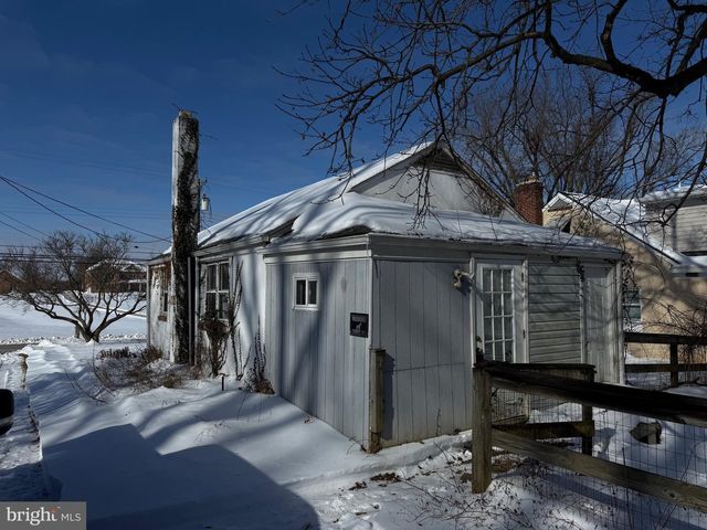 4511 WARDS CHAPEL RD, Owings Mills, MD 21117