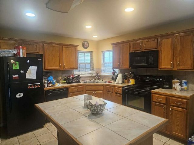 2325 WISE Street, Alexandria, LA 71301