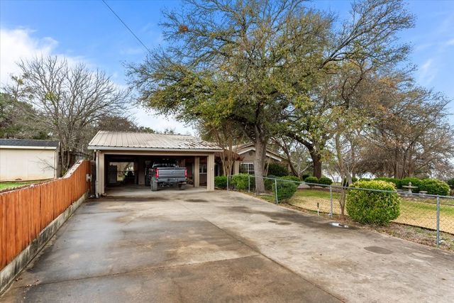 351 County Road 1723, Clifton, TX 76634