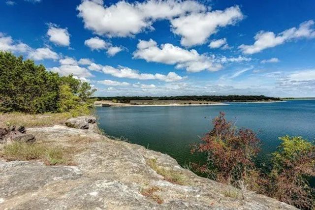 351 County Road 1723, Clifton, TX 76634