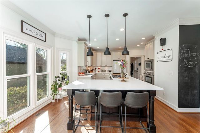 4093 Hickory Fairway Drive, Woodstock, GA 30188