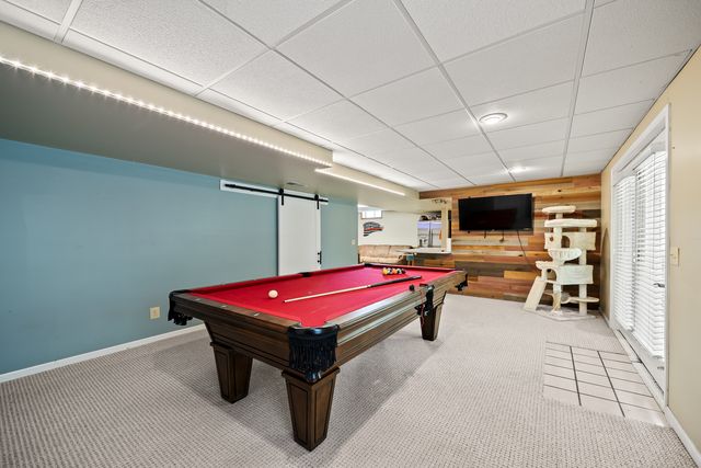1770 PLUM TREE Road, Bettendorf, IA 52722