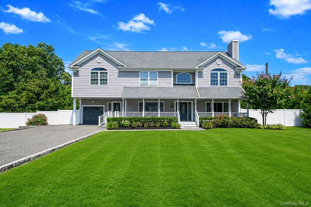 299 Patchogue Yaphank Road, East Patchogue, NY 11772