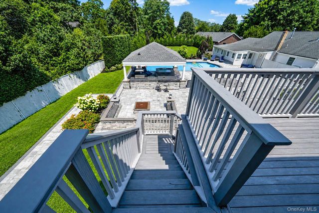 299 Patchogue Yaphank Road, East Patchogue, NY 11772