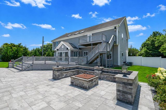 299 Patchogue Yaphank Road, East Patchogue, NY 11772