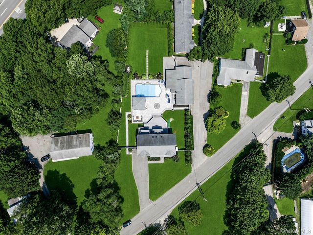 299 Patchogue Yaphank Road, East Patchogue, NY 11772