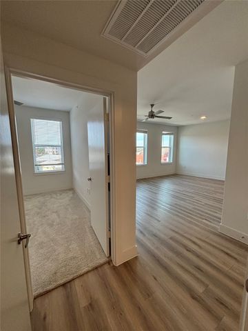 300 N McDonald Street 1417, Mckinney, TX 75069