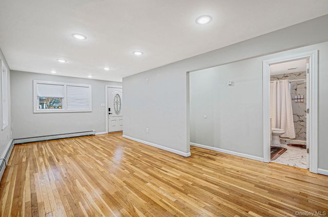 1316 6th Street, West Babylon, NY 11704