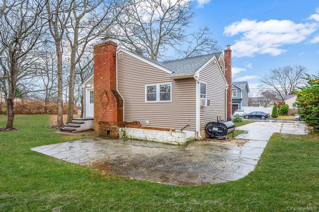 1316 6th Street, West Babylon, NY 11704