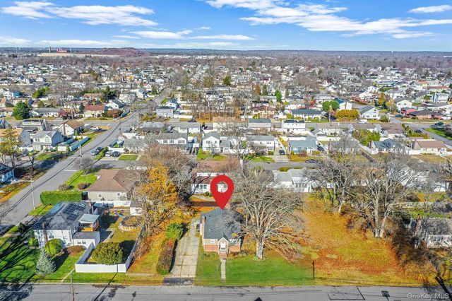 1316 6th Street, West Babylon, NY 11704