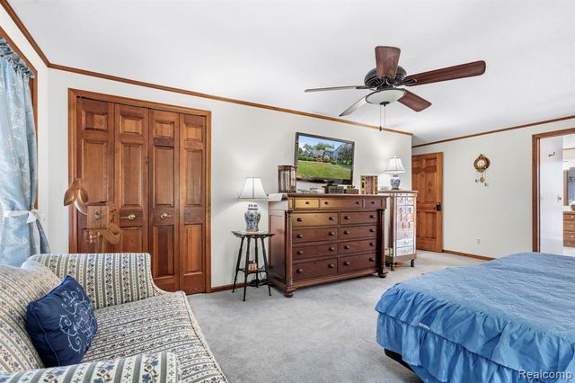 10601 Brodhead Road, Grosse Ile, MI 48138