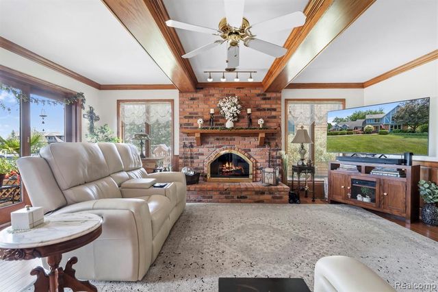 10601 Brodhead Road, Grosse Ile, MI 48138