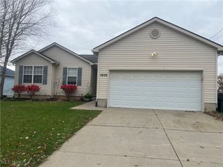 1855 Greentree Place SE, Massillon, OH 44646