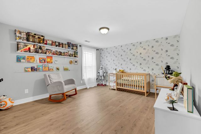 4032 Chapel Hill Rd, Clarksville, TN 37040