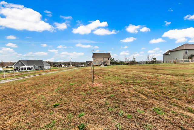 4032 Chapel Hill Rd, Clarksville, TN 37040