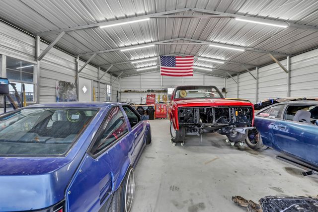 4032 Chapel Hill Rd, Clarksville, TN 37040