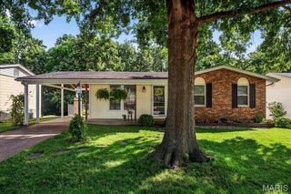 1821 San Luis Rey Parkway, Fenton, MO 63026
