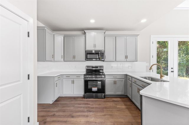 2398 Valley Drive, Brenham, TX 77833