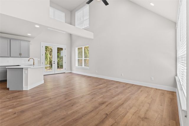 2398 Valley Drive, Brenham, TX 77833