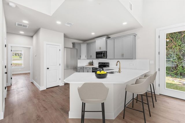 2398 Valley Drive, Brenham, TX 77833