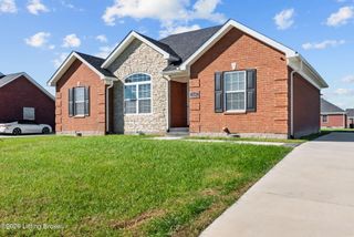 115 Durango Dr, Coxs Creek, KY 40013
