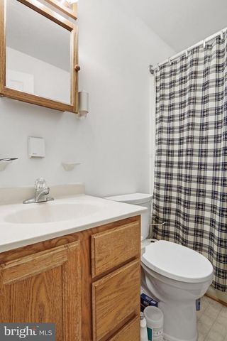 225 MOUNTAIN VIEW DR, Harpers Ferry, WV 25425
