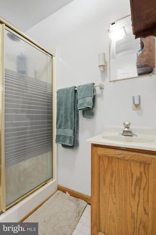 225 MOUNTAIN VIEW DR, Harpers Ferry, WV 25425