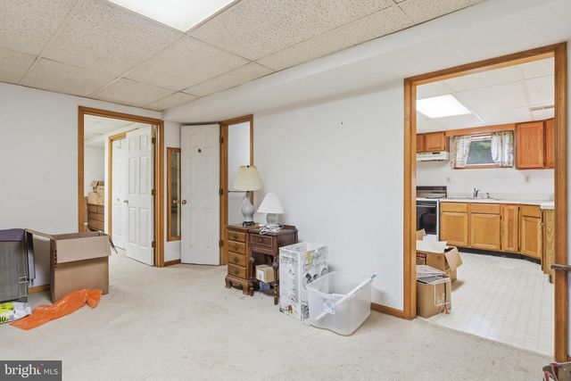 225 MOUNTAIN VIEW DR, Harpers Ferry, WV 25425