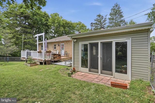 225 MOUNTAIN VIEW DR, Harpers Ferry, WV 25425